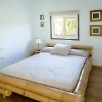 Arbequina * Pájara